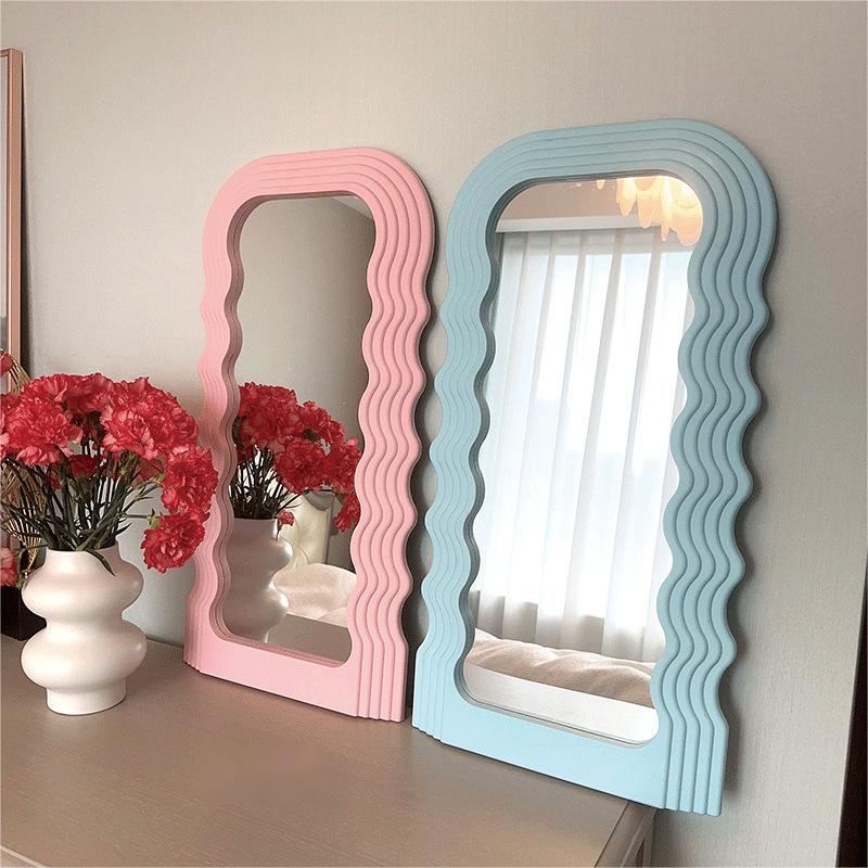 Художественное подвесное зеркало