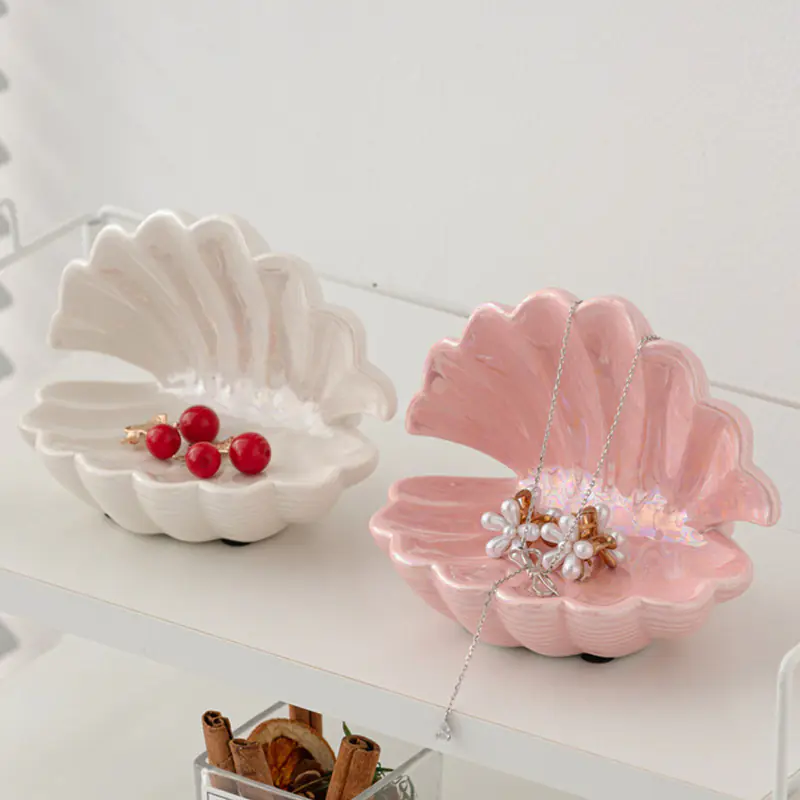 Ceramiczny organizer na biżuterię