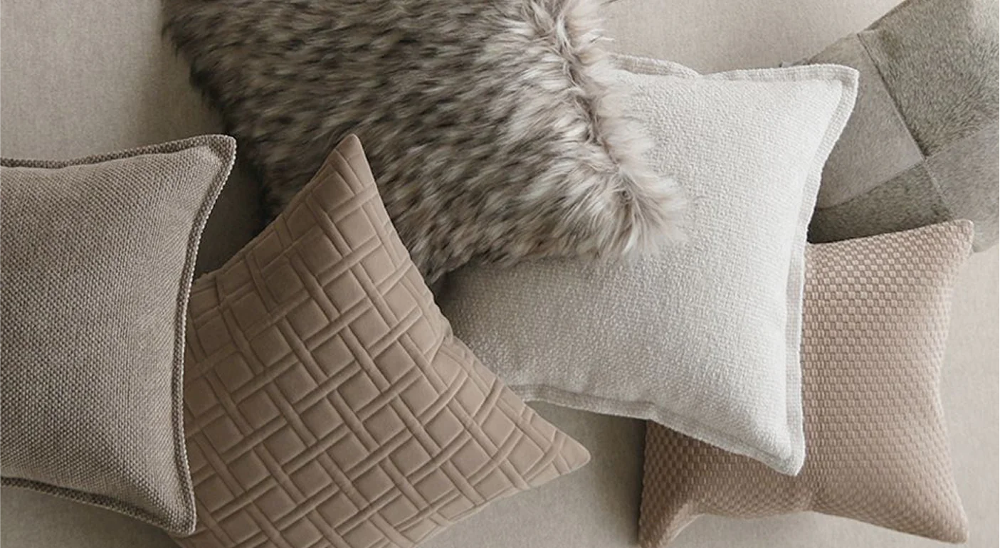 cushion6 2025080802475639