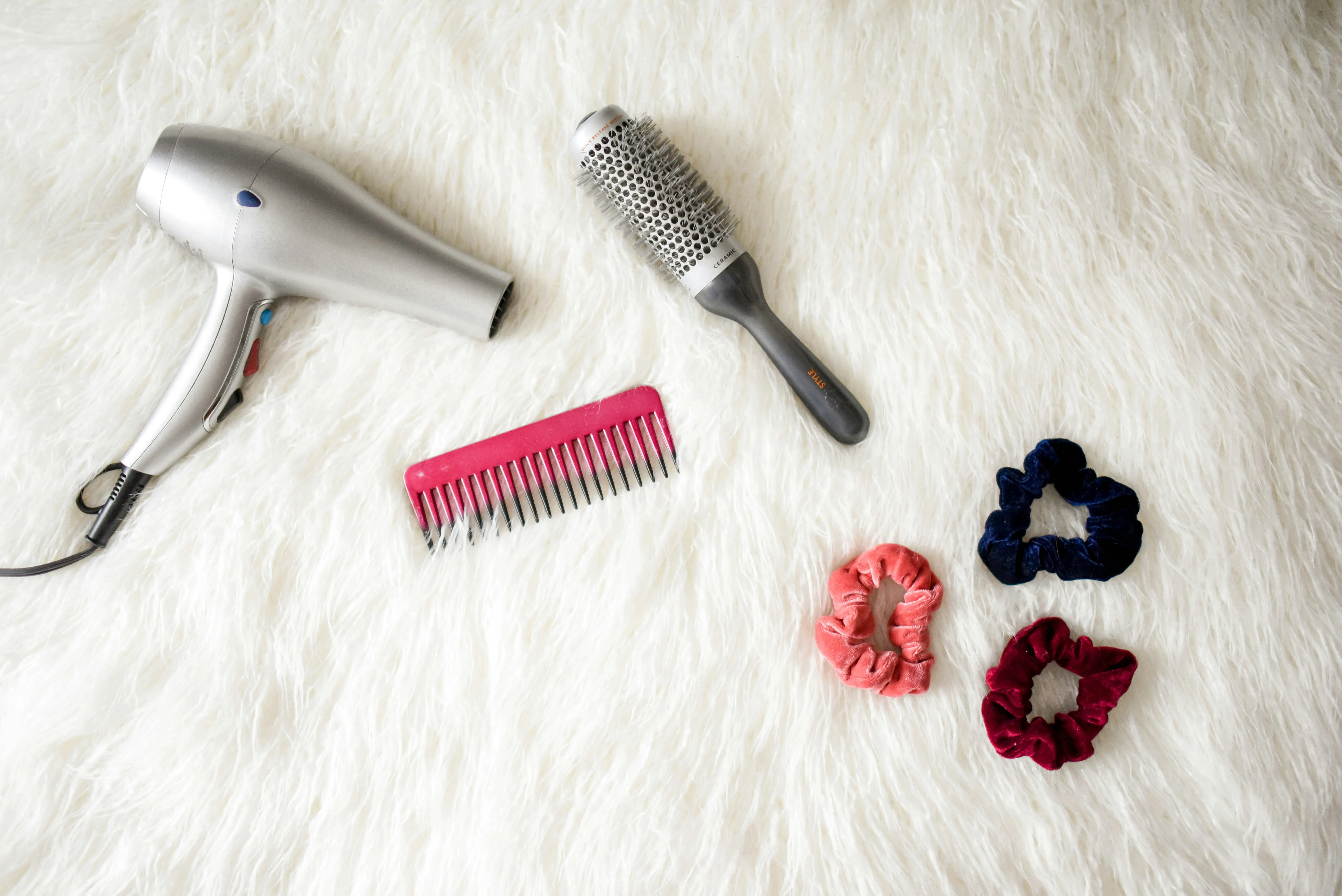 Hair Styling Tools Wholesale: 7 Pro Tips for Sourcing & Import from China 8 element5 digital 3bj1fSbxxe4 unsplash